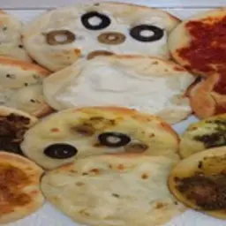 مني فطائر